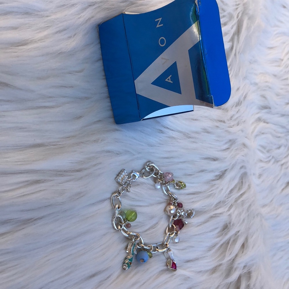 Avon charming shoe bracelet - Picture 3 of 5
